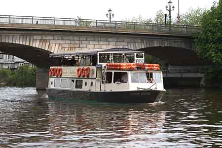 French Brothers Boats Chertsey to Hampton Court Service